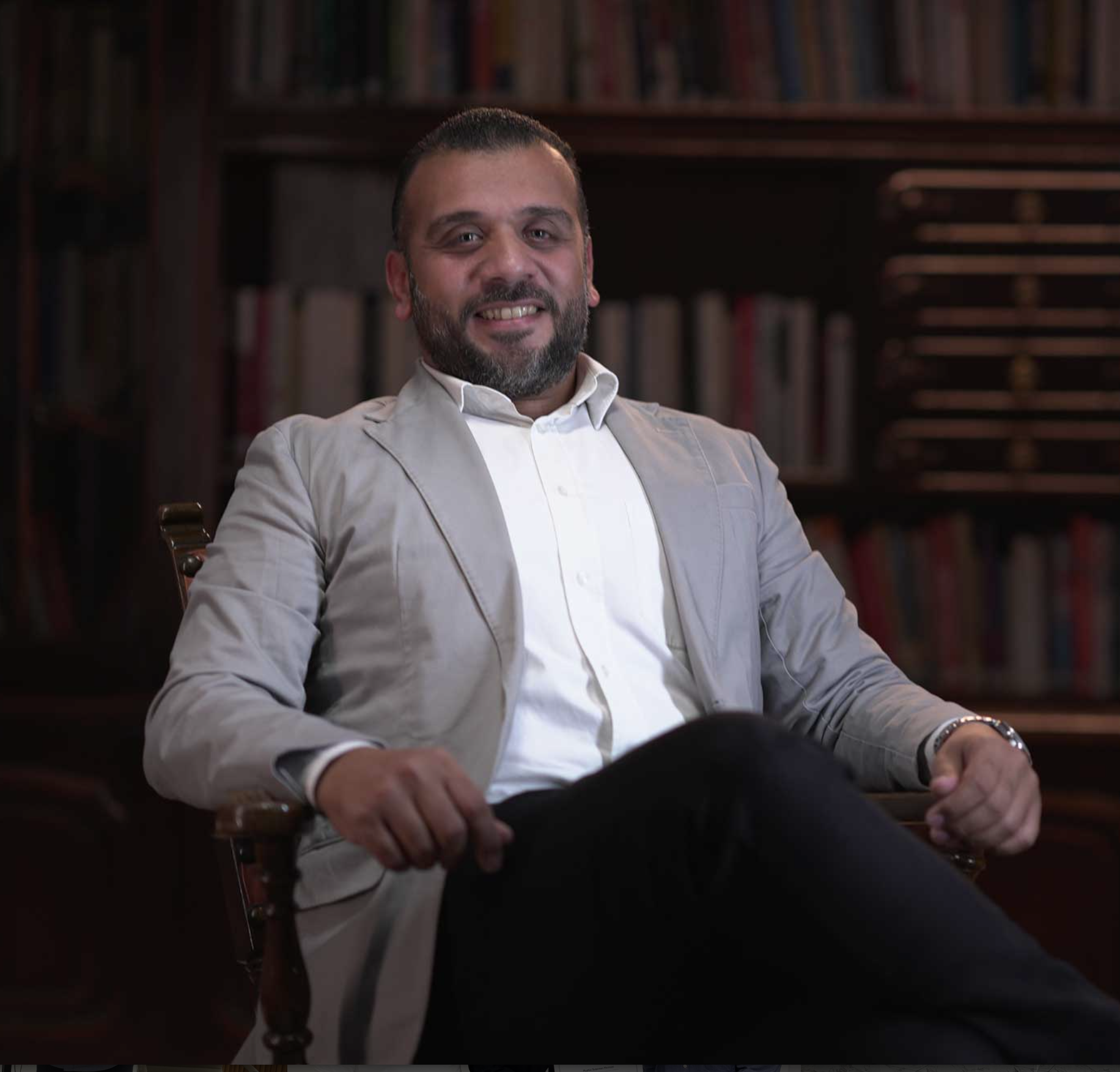 Amr Elnajjar — Sales Training Authority · Master Educator